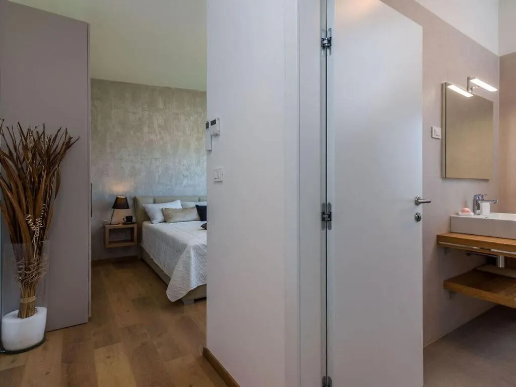 Villa Polei Comfortable Holiday Residence Pula 0*,  Croatia