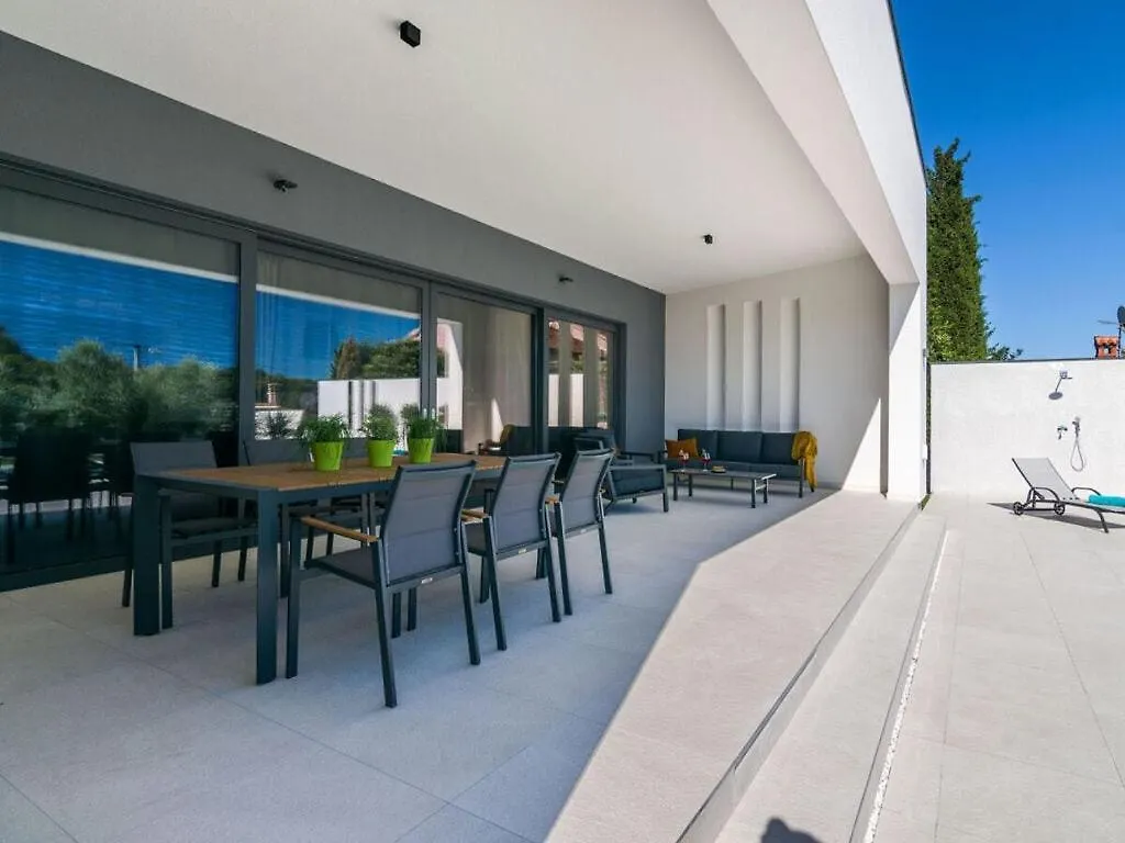 Villa Polei Comfortable Holiday Residence Pula 0*,  Croatia