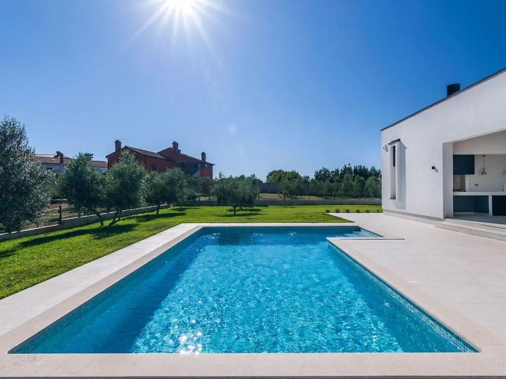 Villa Polei Comfortable Holiday Residence Pula 0*,  Croatia