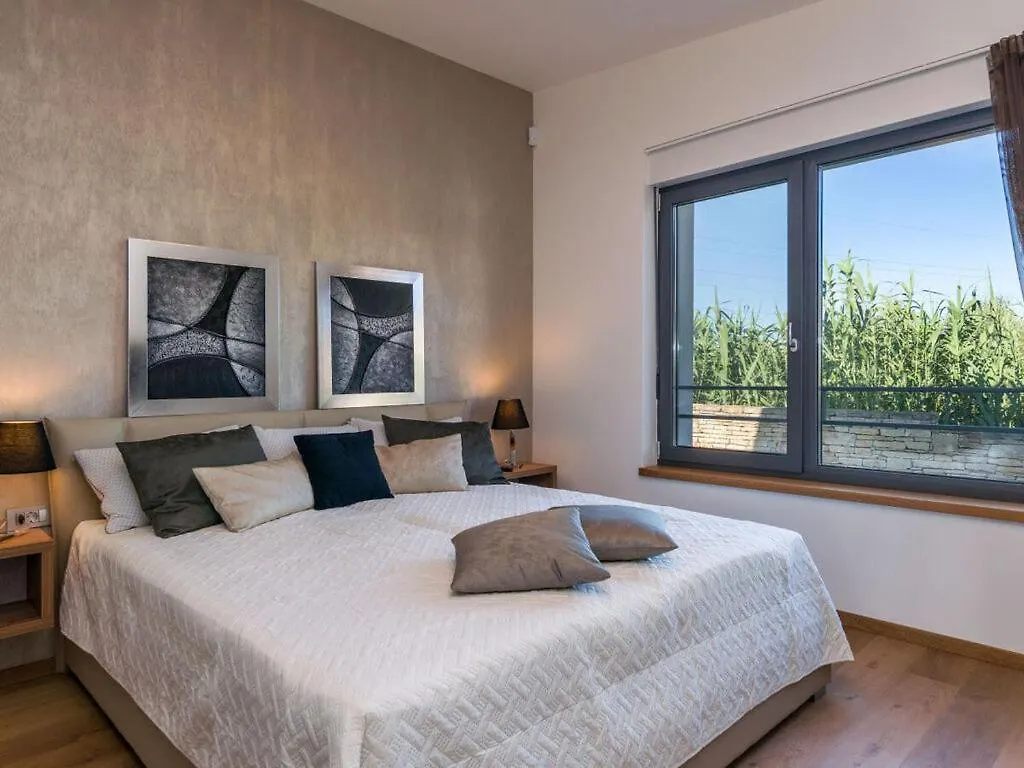 Villa Polei Comfortable Holiday Residence Pula Croatia