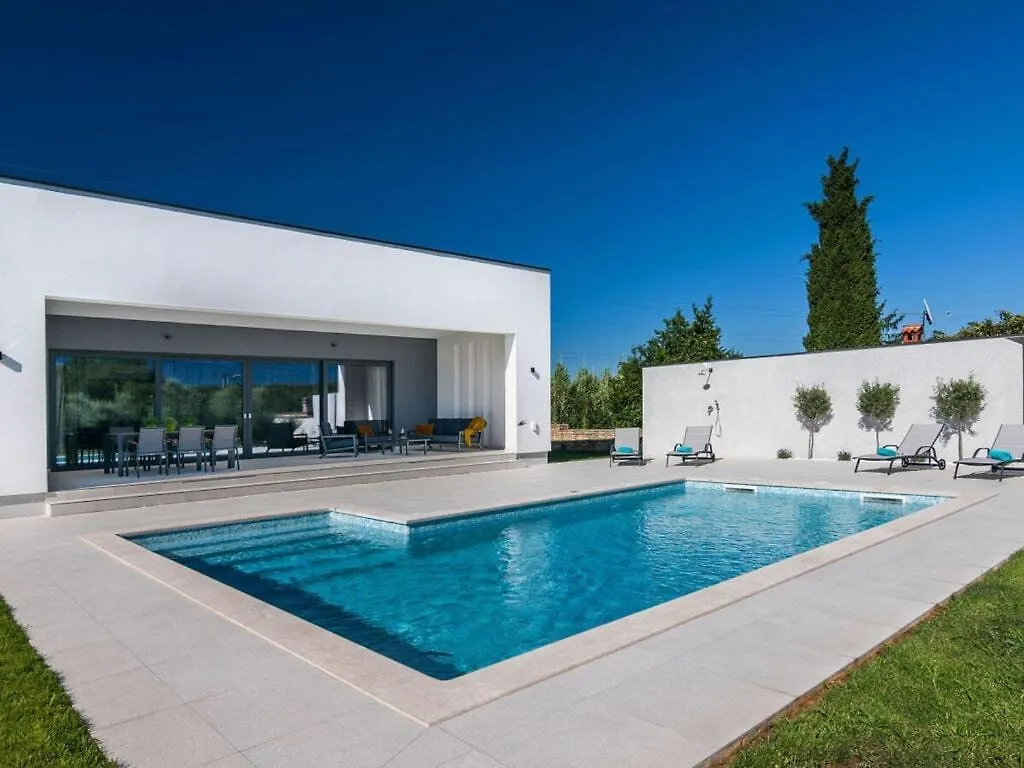 Villa Polei Comfortable Holiday Residence Pula 0*,  Croatia